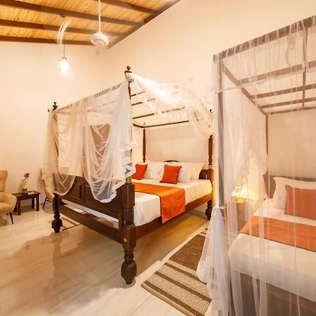 Mimoza Mirissa Bed & Breakfast Екстериор снимка