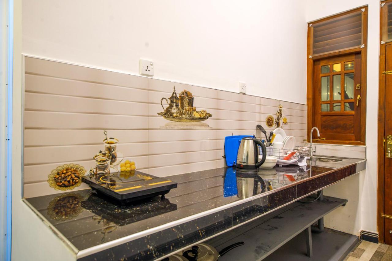 Mimoza Mirissa Bed & Breakfast Екстериор снимка